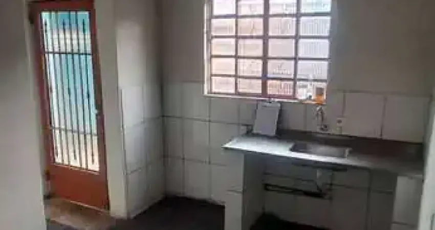 Casa com 1 quarto para alugar na Vila Iolanda II, São Paulo 