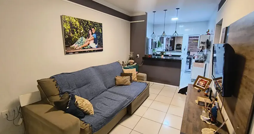 Linda casa pronta para morar, no bairro jardim europa, aceita permuta