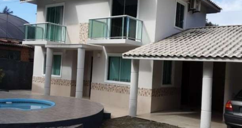 Casa para Venda em Florianópolis, São João do Rio Vermelho, 2 dormitórios, 2 suítes, 2 banheiros, 2 vagas