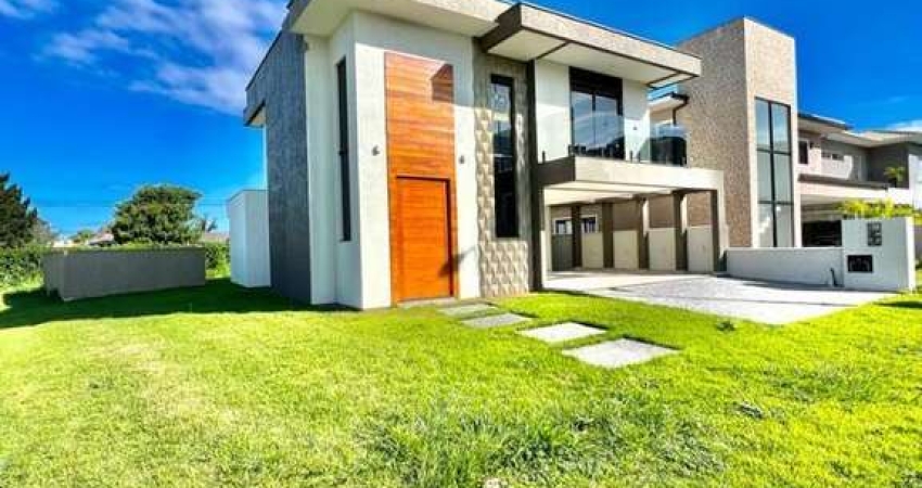 Casa Alto Padrão para Venda em Florianópolis, São João do Rio Vermelho, 3 dormitórios, 3 suítes, 1 banheiro, 4 vagas