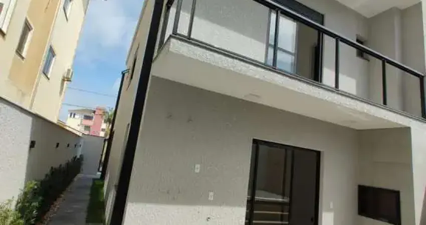Casa para Venda em Florianópolis, Ingleses do Rio Vermelho, 3 dormitórios, 3 suítes, 4 banheiros, 2 vagas