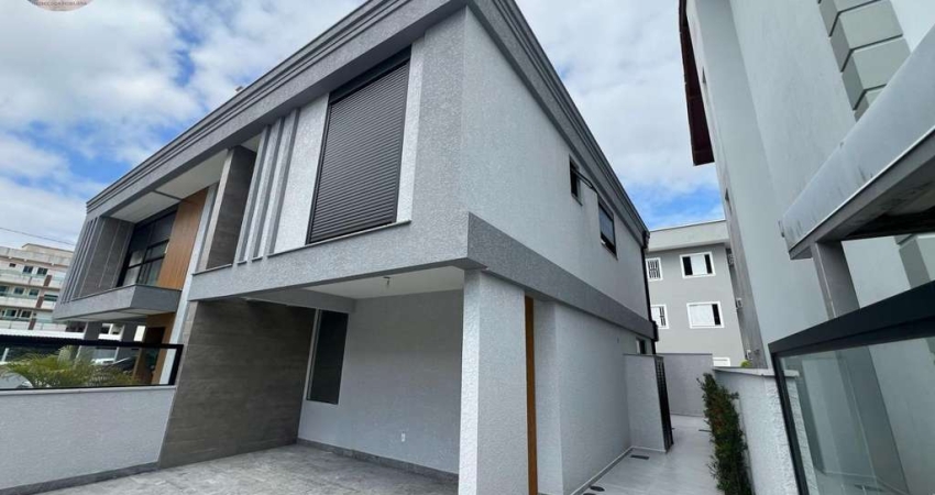 Casa para Venda em Florianópolis, Ingleses do Rio Vermelho, 3 dormitórios, 1 suíte, 2 banheiros, 2 vagas