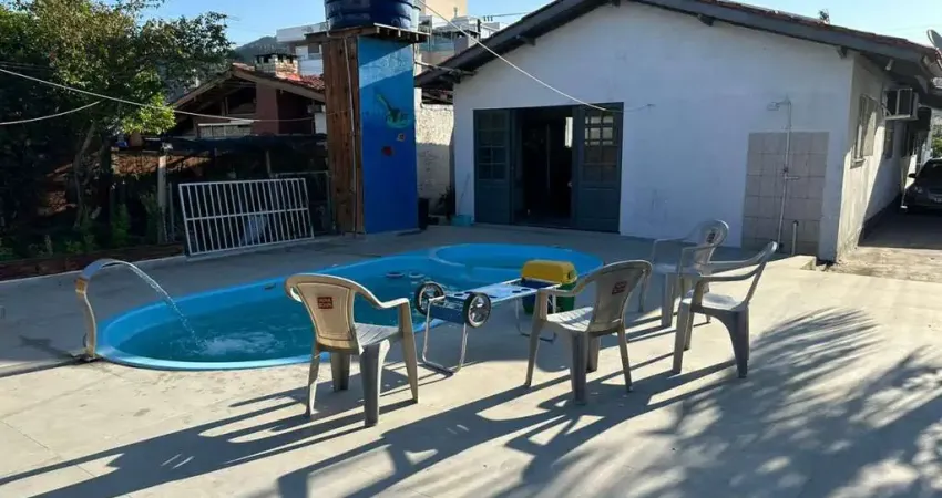 Casa para Venda em Florianópolis, Ingleses do Rio Vermelho, 5 dormitórios, 2 banheiros, 7 vagas