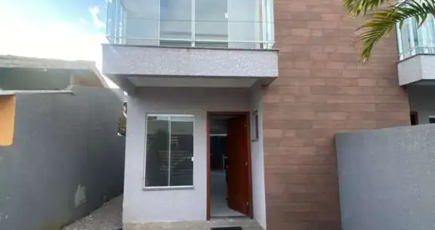 Casa para Venda em Florianópolis, Ingleses do Rio Vermelho, 2 dormitórios, 2 suítes, 4 banheiros, 1 vaga
