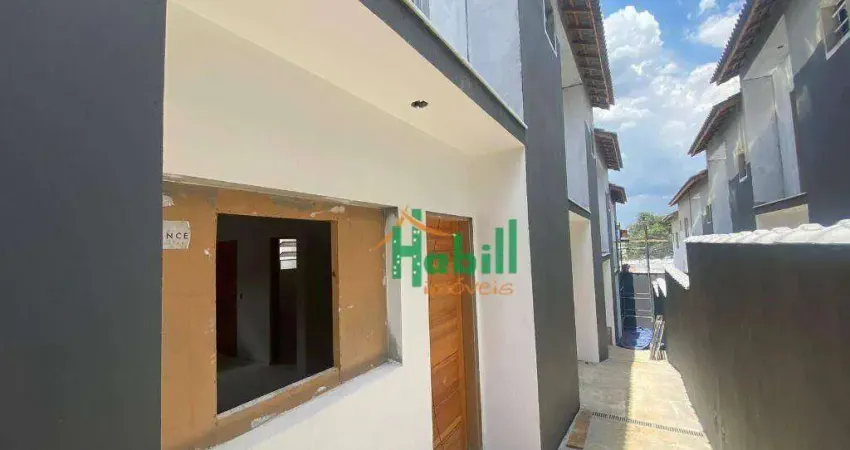 Sobrado com 2 dormitórios à venda, 64 m² por R$ 299.000,00 - Cidade Edson - Suzano/SP