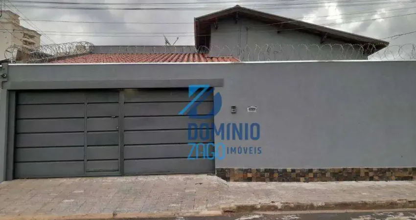Casa com 3 dormitórios à venda, 195 m² por R$ 850.000,00 - Mercês - Uberaba/MG