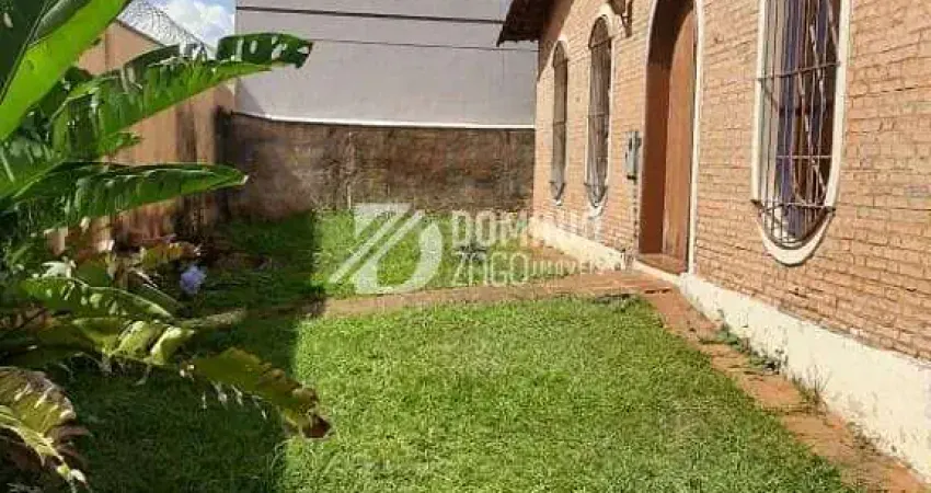 Casa com 3 quartos à venda na Rua Pernambuco, Santa Maria, Uberaba