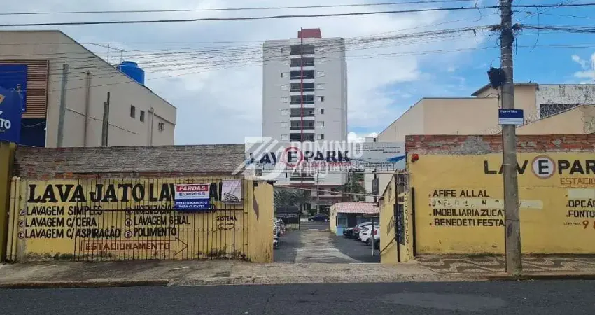 Terreno de 900m² com dois acessos, localizado na rua vigário silva, 427, com acesso direto à avenid