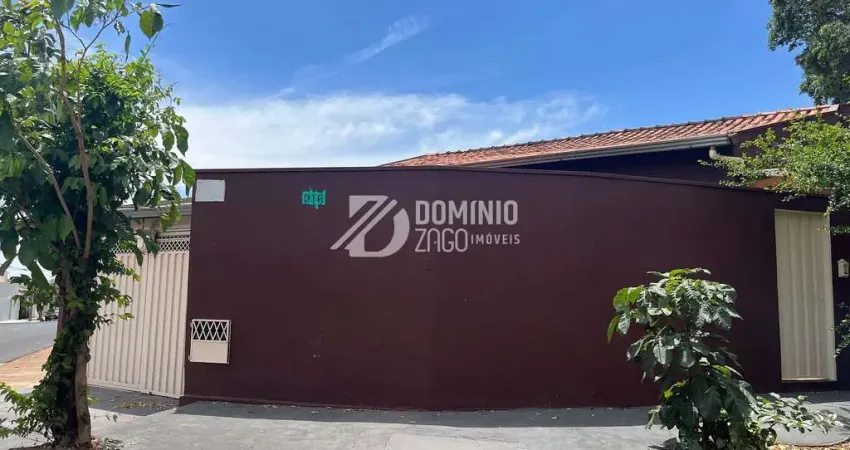 Casa com 3 quartos à venda na Rua Doutor Aulo de Oliveira, Jardim São Bento, Uberaba
