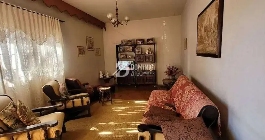 Casa com 3 quartos à venda na Rua Tenente Joaquim Rosa, São Benedito, Uberaba