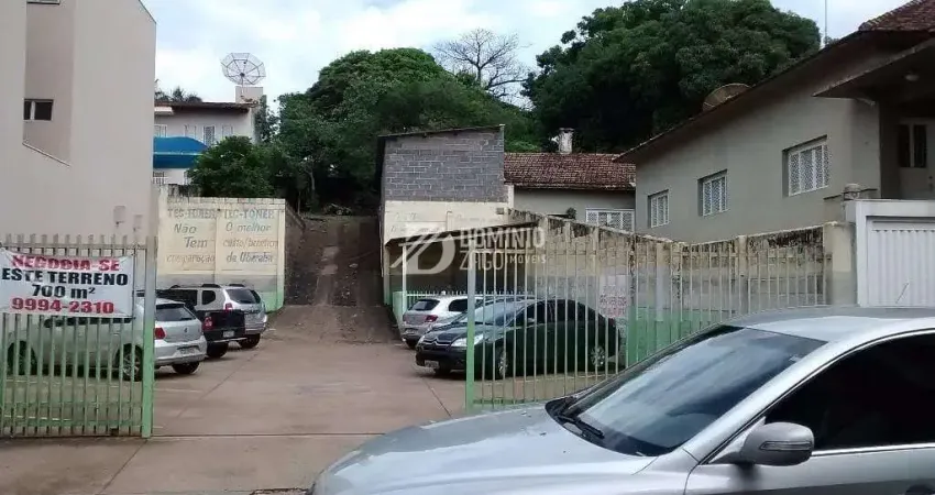 Terreno à venda na Rua João Pinheiro, Centro, Uberaba