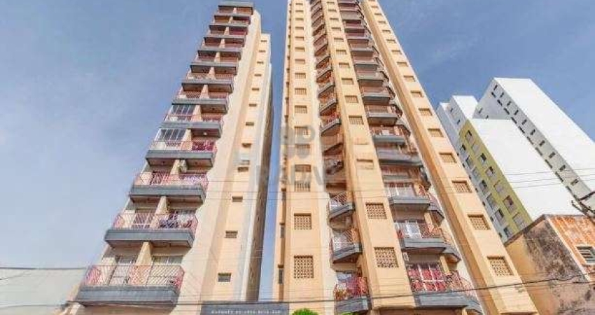 Apartamento à venda no Centro no Edifício Marquês de Três Rios