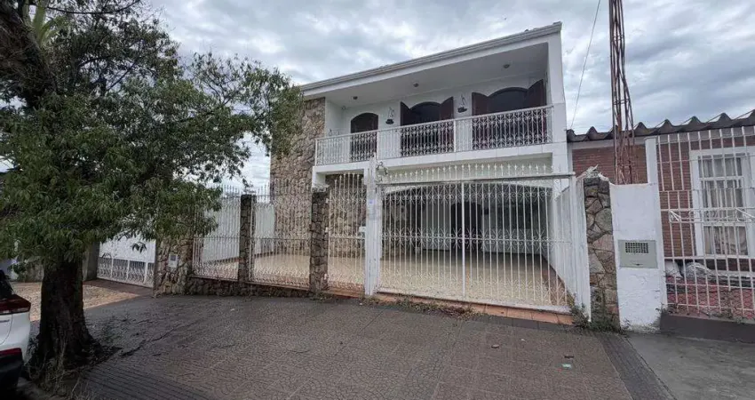 Sobrado à venda em Campinas, Jardim Nova Europa, com 4 quartos, com 248 m²