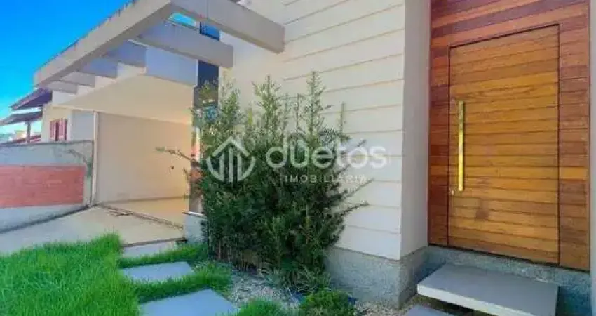 Casa com 3 dormitórios à venda, 117 m² por R$ 690.000,00 - Rio Branco - Brusque/SC