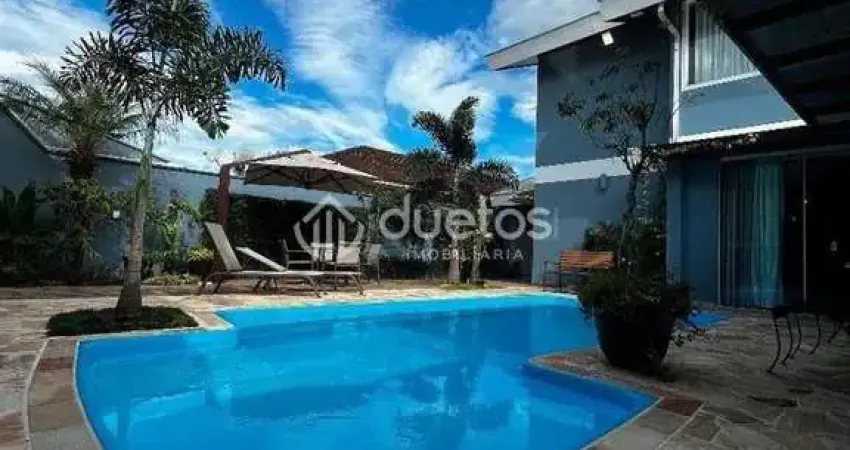 Casa com 4 dormitórios à venda, 250 m² por R$ 2.400.000,00 - Souza Cruz - Brusque/SC