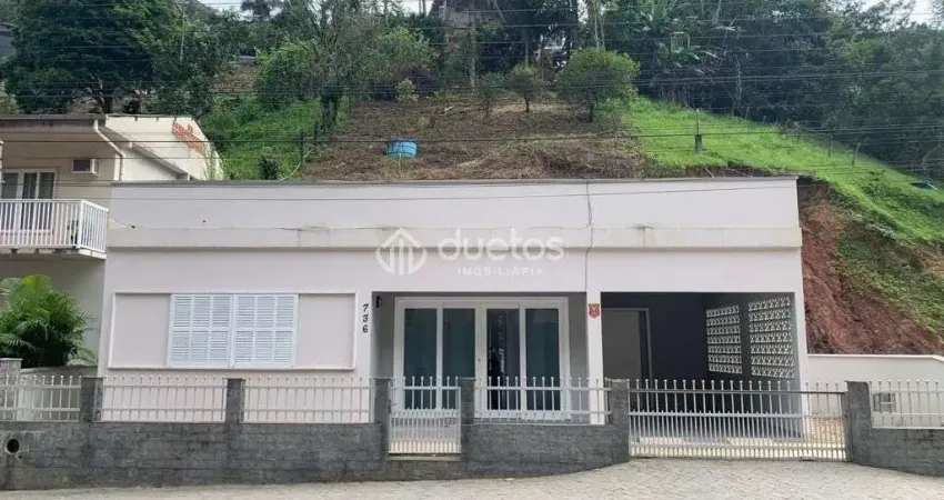 Casa com 2 dormitórios à venda, 100 m² por R$ 380.000,00 - Azambuja - Brusque/SC