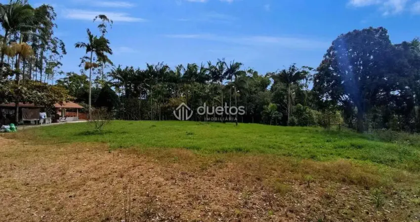 Terreno 10 mil M² com lagoa