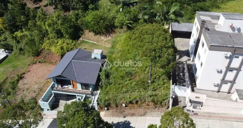 Terreno com 15 de frente em uma excelente localização