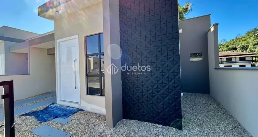 Casa com 01 Suíte + 2 quartos, Guabiruba Sul - Guabiruba