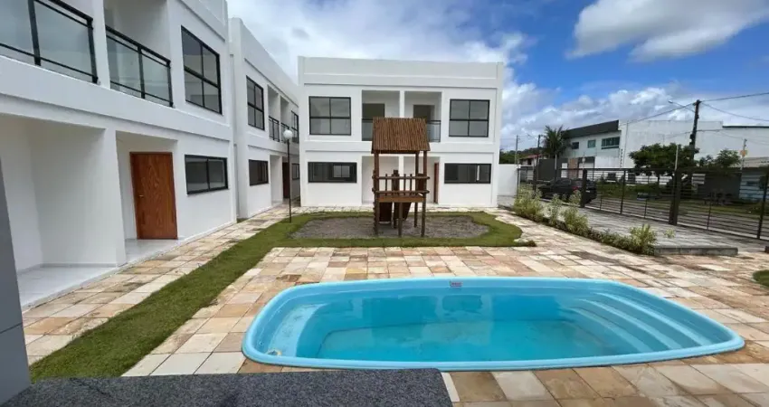 Casa Duplex em condomínio com estrutura de lazer em Maria Farinha, Paulista/PE