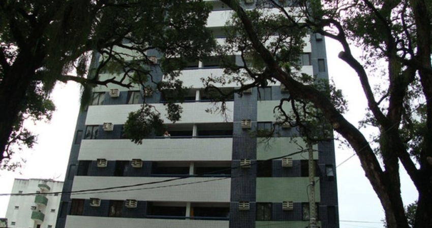 Prédio em excelente localização no bairro do Espinheiro!