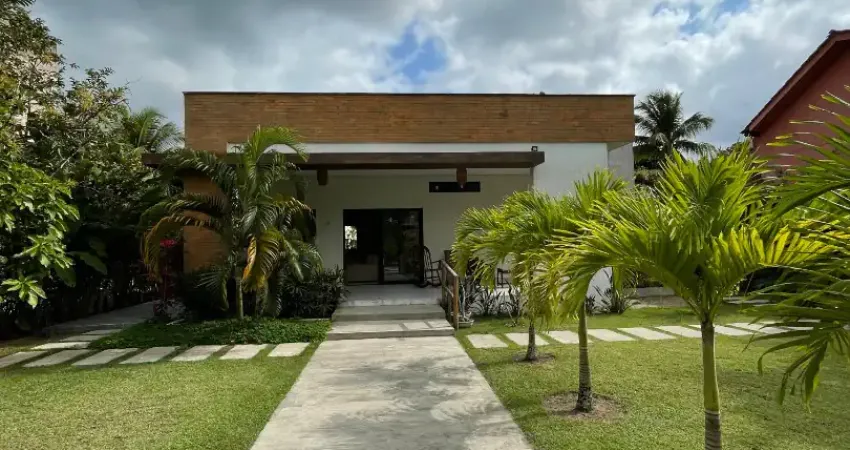 Casa em aldeia com 4 quartos em condomínio com lazer completo!