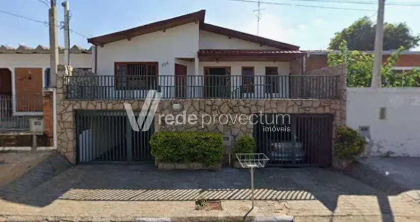 Casa com 3 quartos à venda na Rua Presidente Alves, 526, Jardim Flamboyant, Campinas