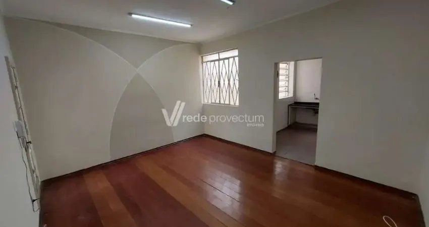 Casa com 3 quartos à venda na Rua Antônio Cesarino, 387, Centro, Campinas