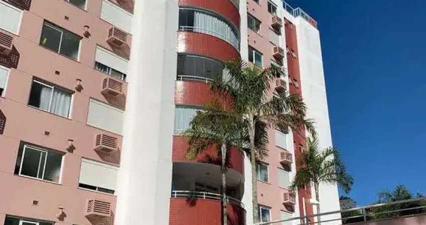 Cobertura plana com vista para o mar no saco grande – spa privativo e 176m²