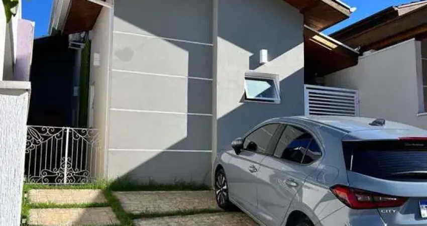 Casa à venda, Condomínio Villagio Flores, 03 dormitórios sendo 01  suíte, na cidade de Taubaté, SP