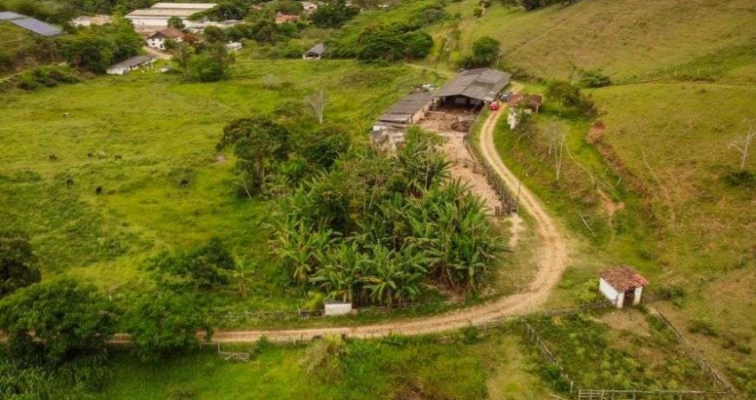 FAZENDA SANTA RITA A VENDA - PEQUERI/MG