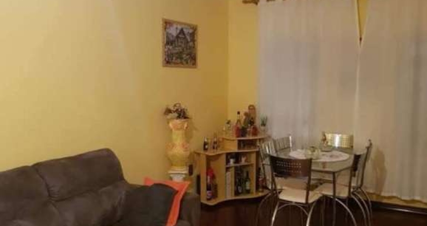 Sobrado à venda em Sorocaba com 3 dormitórios, suíte e ótima localização