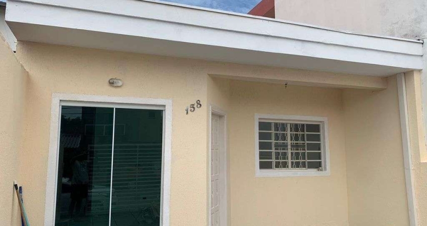 Casa Térrea na Villa Amato com 2 Quartos, 2 Vagas e Cozinha Americana!