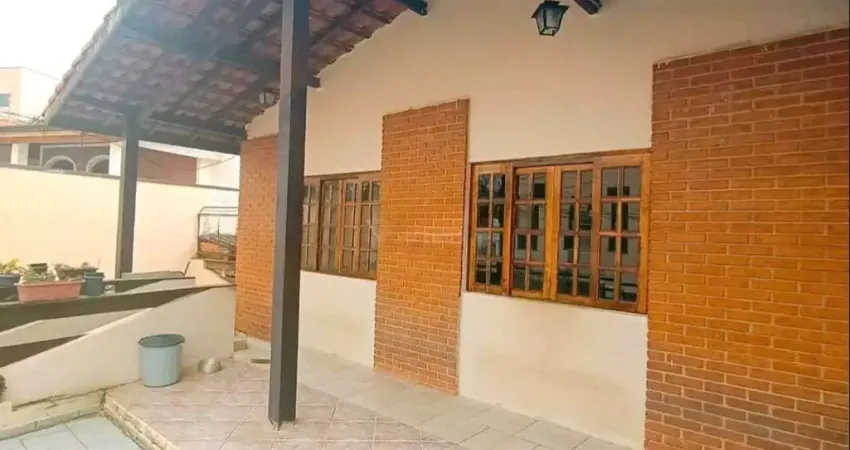 Casa à venda com 3 dormitórios, 235 m² por R$ 450 mil - Pq. Ouro Fino, Sorocaba