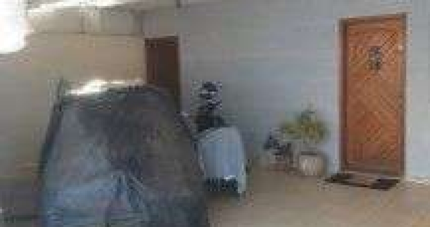 Conforto e Espaço no Jardim São Paulo– Casa com Suíte, Quintal e Garagem Coberta