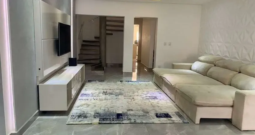 Sobrado Amplo e Versátil no Jd Paulistano - 272m² Construídos