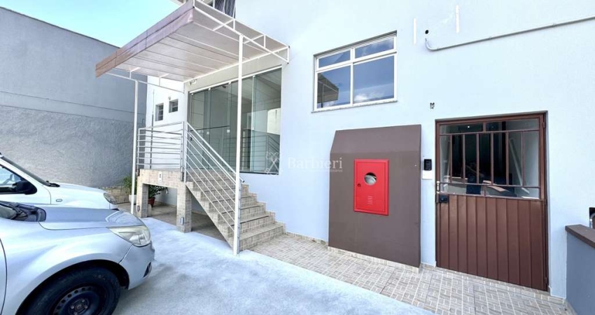 Ponto comercial com 7 salas para alugar em Água Verde, Blumenau 