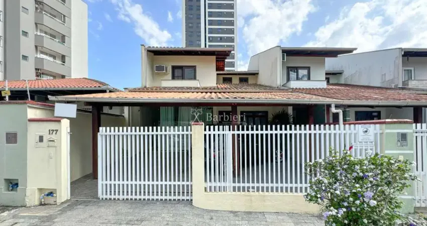 Casa com 3 quartos à venda no Velha, Blumenau 