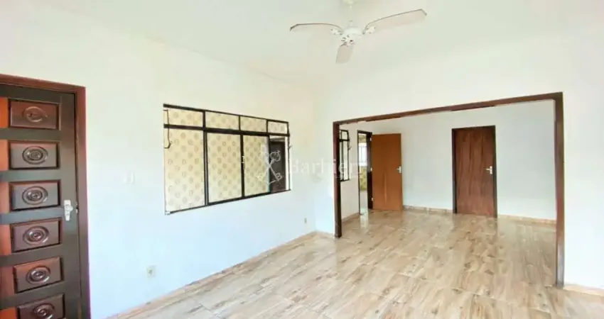 Casa com 3 quartos à venda no Valparaíso, Blumenau 