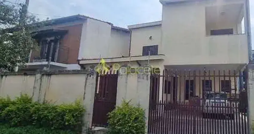 Casa à venda 4 Quartos, 1 Suite, 4 Vagas, São Benedito, Pindamonhangaba - SP