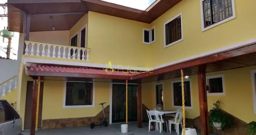 Casa à venda 4 Quartos, 1 Suite, 3 Vagas, 300M², Vila São José, Taubaté - SP