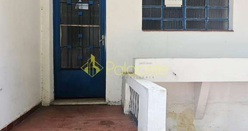 Casa com 3 quartos à venda no Centro, Aparecida 