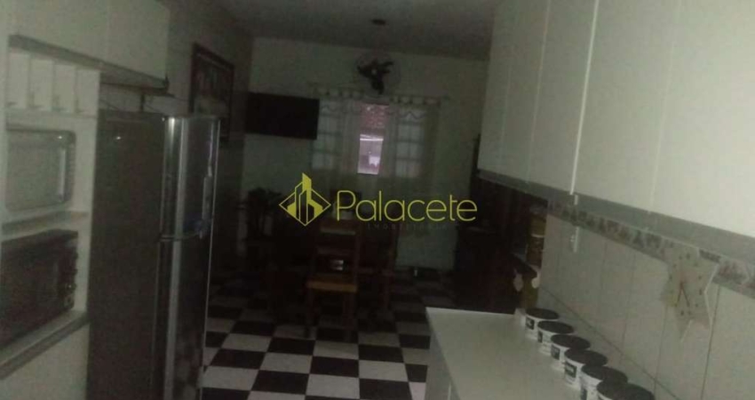 Casa à venda 3 Quartos, 1 Suite, 8 Vagas, 600M², Bom Sucesso, Pindamonhangaba - SP