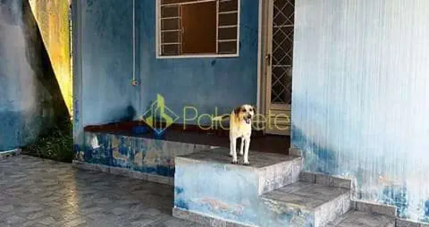 Casa à venda 2 Quartos, 2 Vagas, 250M², Conjunto Residencial Araretama, Pindamonhangaba - SP