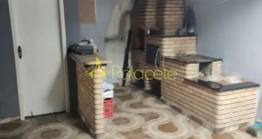 Casa à venda 3 Quartos, 1 Suite, 6 Vagas, 250M², Residencial Maricá, Pindamonhangaba - SP
