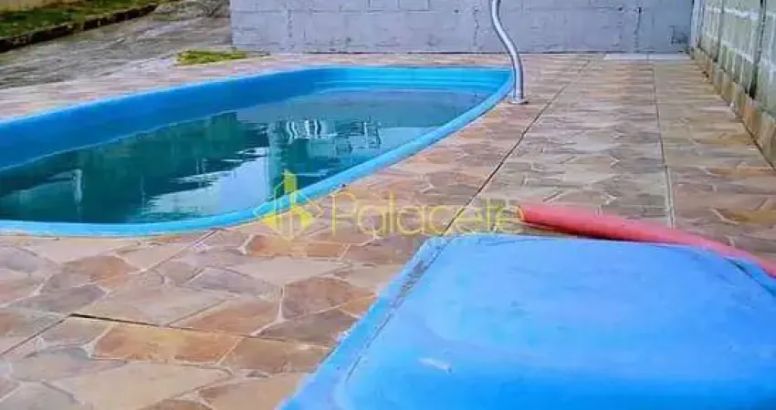 Casa à venda 2 Quartos, 2 Vagas, 300M², Residencial e Comercial Cidade Jardim, Pindamonhangaba - SP