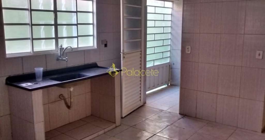 Casa à venda 2 Quartos, 1 Vaga, 5M², Aterrado, Tremembé - SP