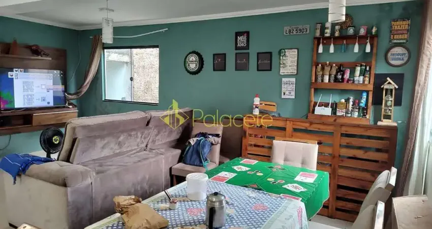 Casa à venda 3 Quartos, 1 Suite, 2 Vagas, 200M², Centro, Quiririm - SP