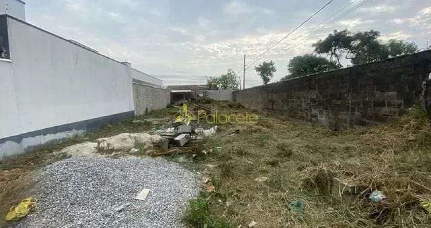 Terreno à venda 300M², Jardim Gurilândia, Taubaté - SP