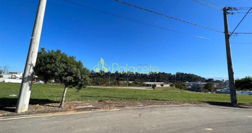 Terreno à venda 968M², Condominio Residencial Colonial Village II, Pindamonhangaba - SP | Colonial